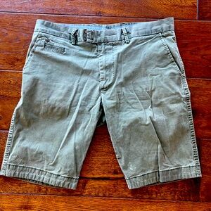 Olive green diesel chino Bermuda shorts 
Size 34